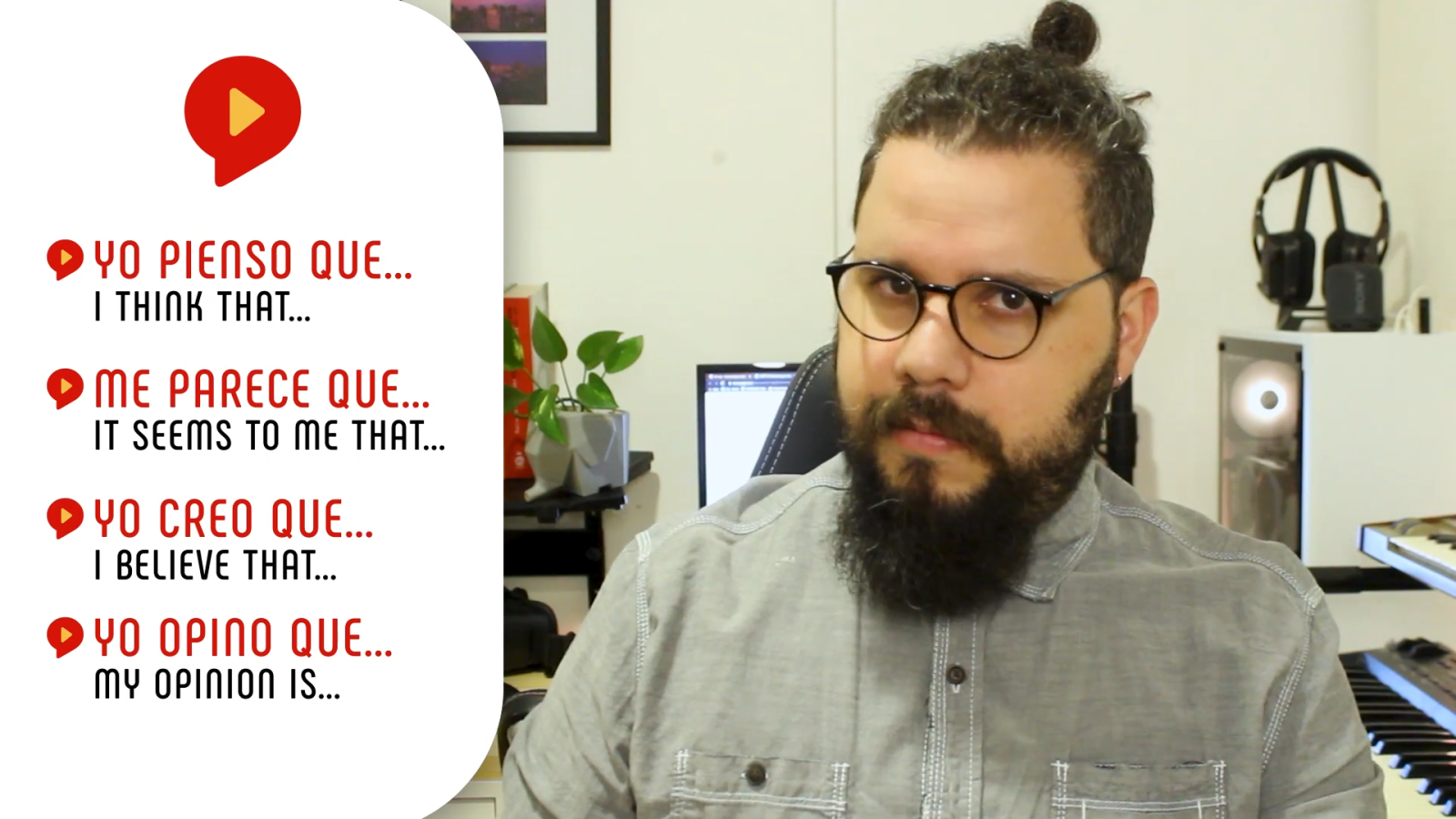 opinion in spanish explained by male teacher